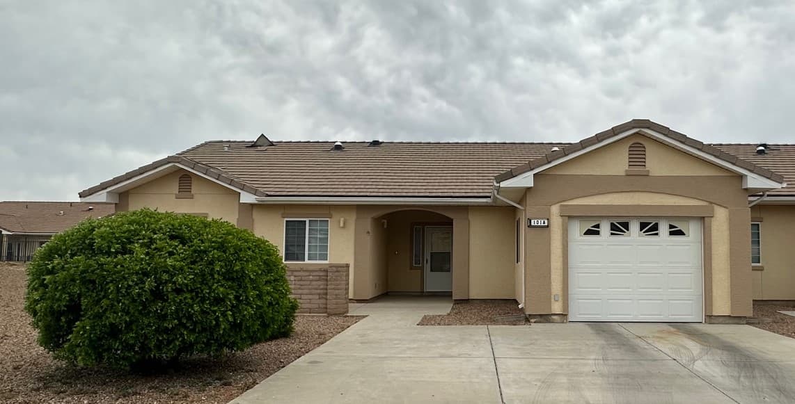 Unit Miles Manor 1 4 Bedroom Miles Manor 1 4 Bedroom Mountain Vista