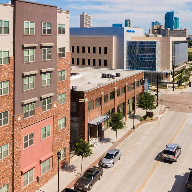 Gallery Bottle House on Main