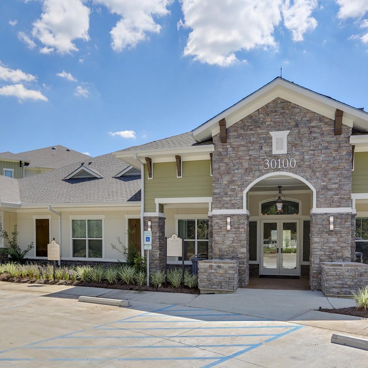 Gallery Creekside Crossing