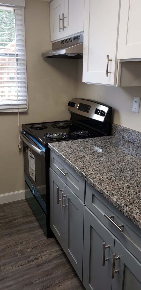 Creekwood Club Apartments in Jacksonville, FL