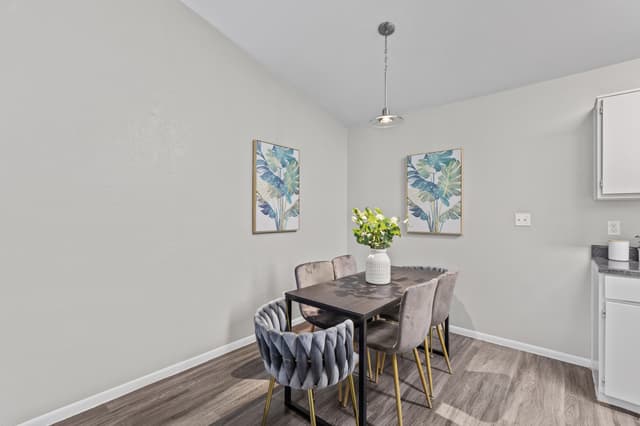 Home Las Palomas Apartments