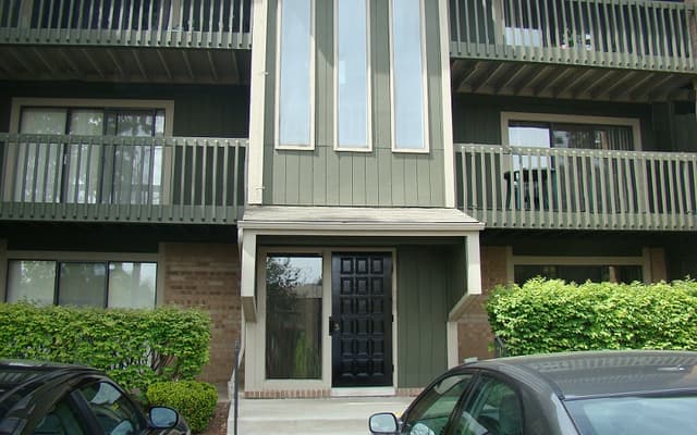 Gallery Strawberry Lane Apartments