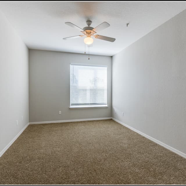 The Flats at Avalon Park